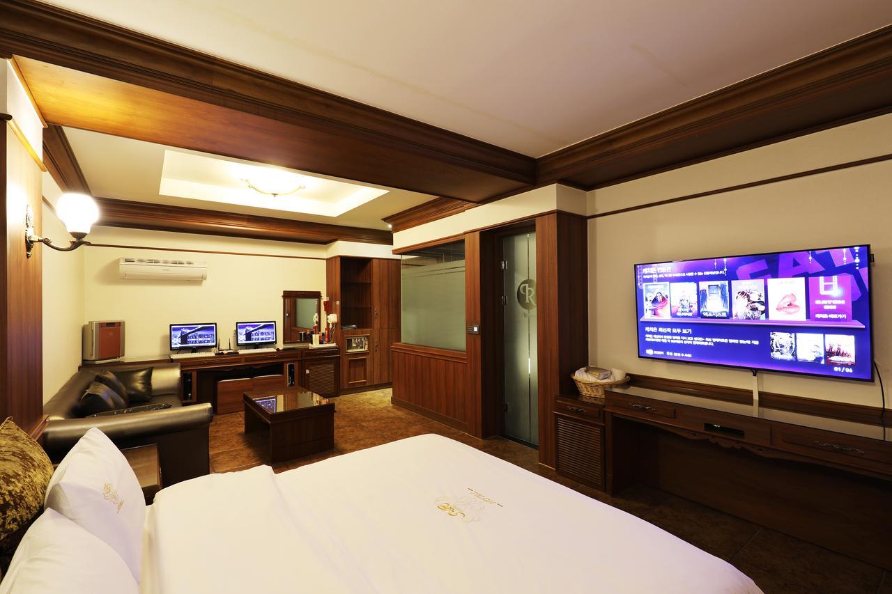 Bucheon Sr Hotel Exterior foto